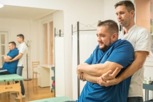 A manuálterápia „titkai”: így dolgozik a manuálterapeuta